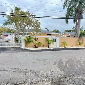 Sandelwood Studios' Appart hôtel
